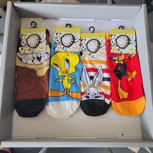 Looney Tunes 4 pair Socks